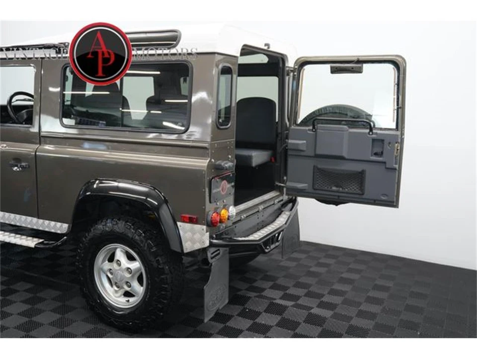 1997 Land Rover Defender - Image 15 of 31