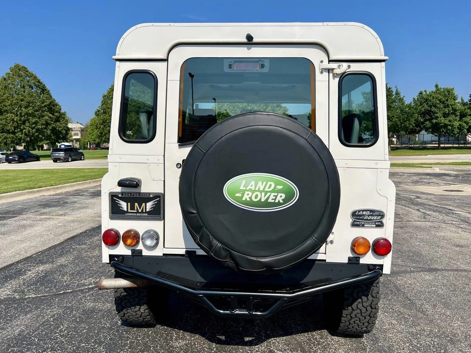 1997 Land Rover Defender - Image 11 of 26