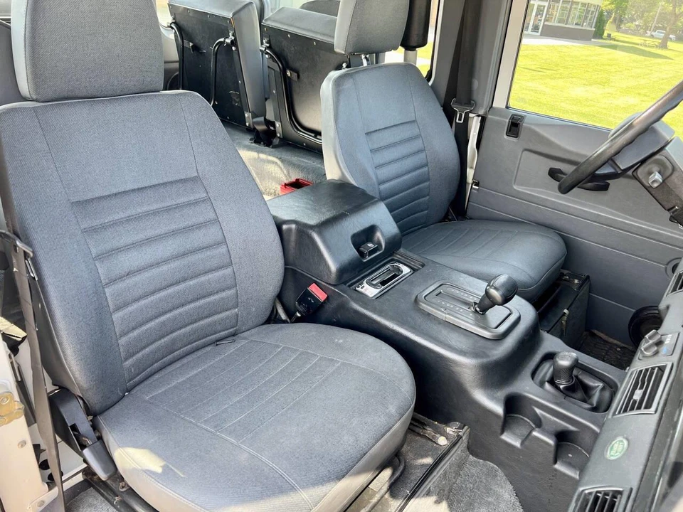 1997 Land Rover Defender - Image 19 of 26