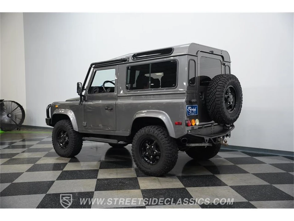 1997 Land Rover Defender - Image 8 of 31