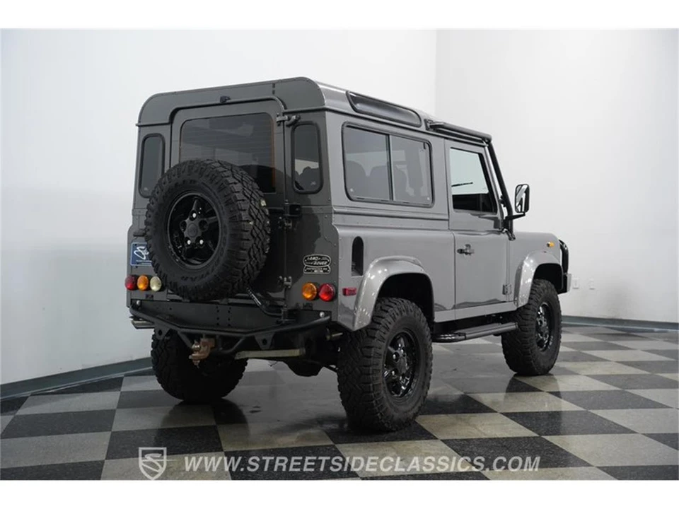 1997 Land Rover Defender - Image 10 of 31