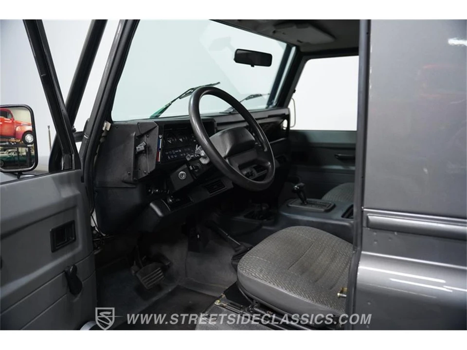 1997 Land Rover Defender - Image 2 of 31