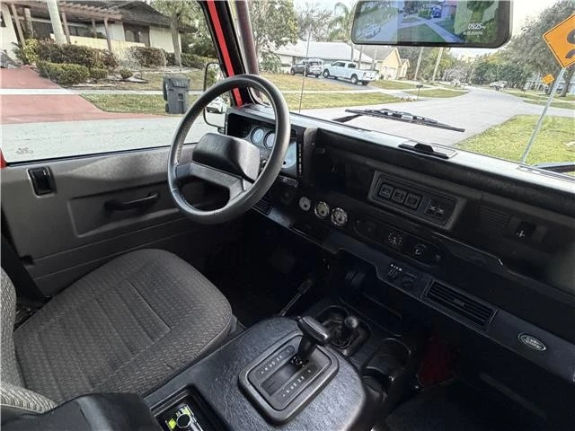 1997 Land Rover Defender - Image 10 of 15