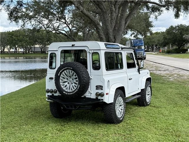 1997 Land Rover Defender - Image 15 of 21