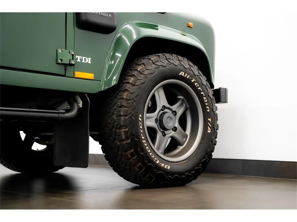 1997 Land Rover Defender - Image 7 of 22
