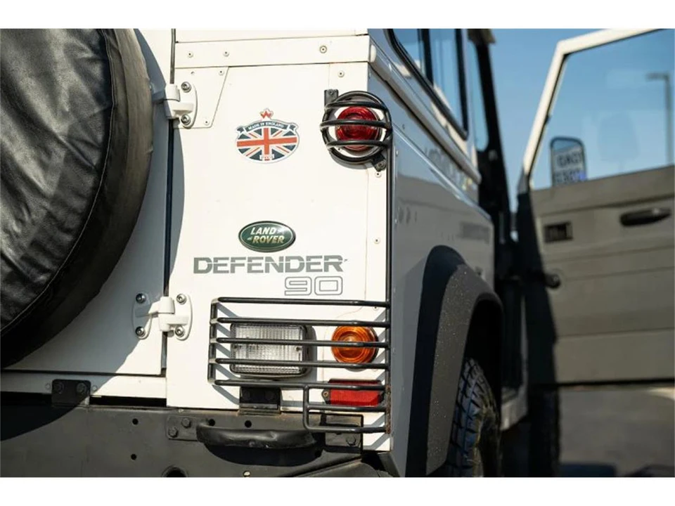 1997 Land Rover Defender - Image 14 of 31