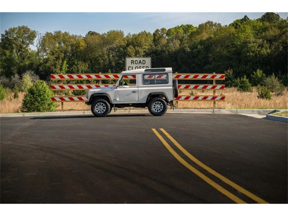 1997 Land Rover Defender - Image 17 of 31