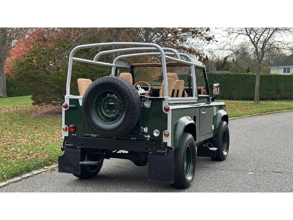 1997 Land Rover Defender - Image 10 of 31