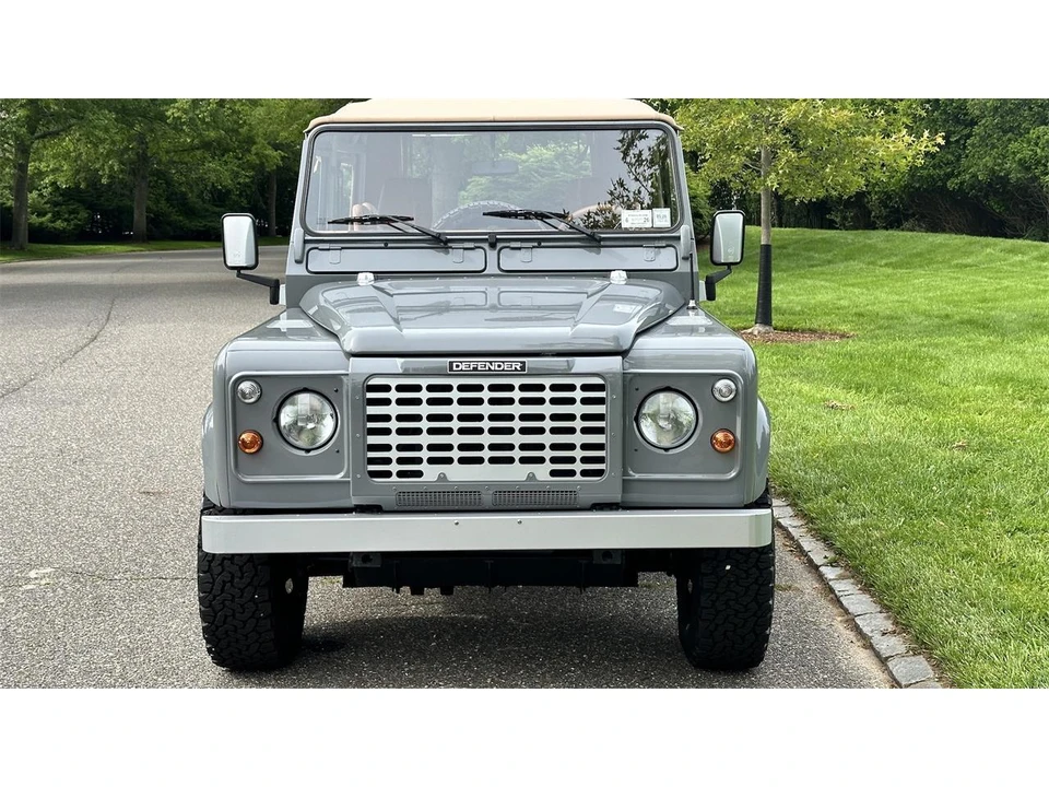 1997 Land Rover Defender - Image 8 of 31