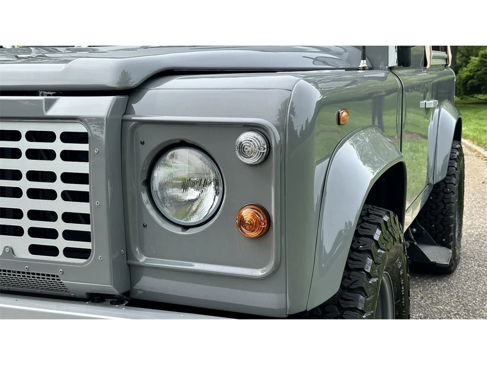 1997 Land Rover Defender - Image 25 of 31