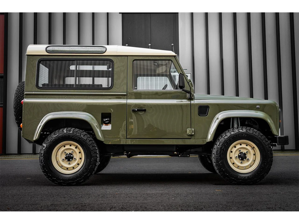 1997 Land Rover Defender - Image 6 of 31