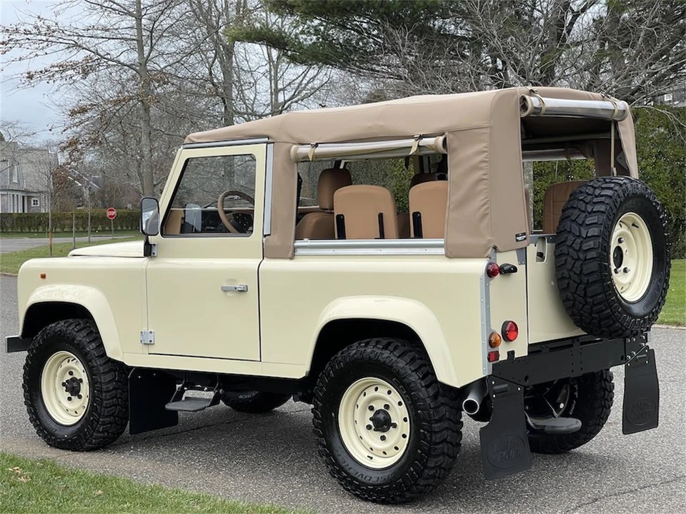 1997 Land Rover Defender - Image 10 of 31