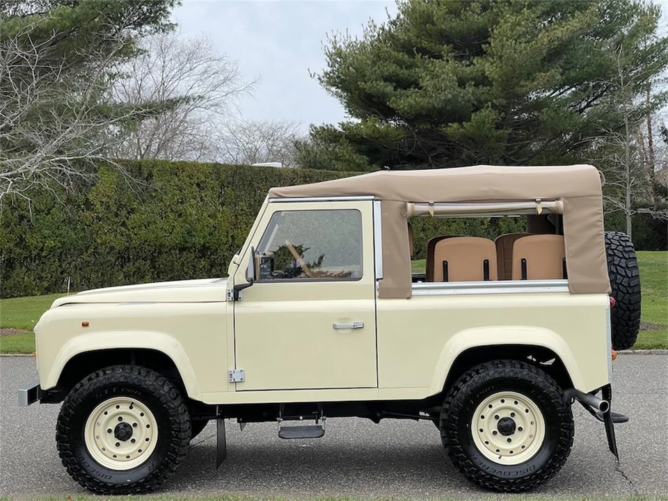 1997 Land Rover Defender - Image 12 of 31