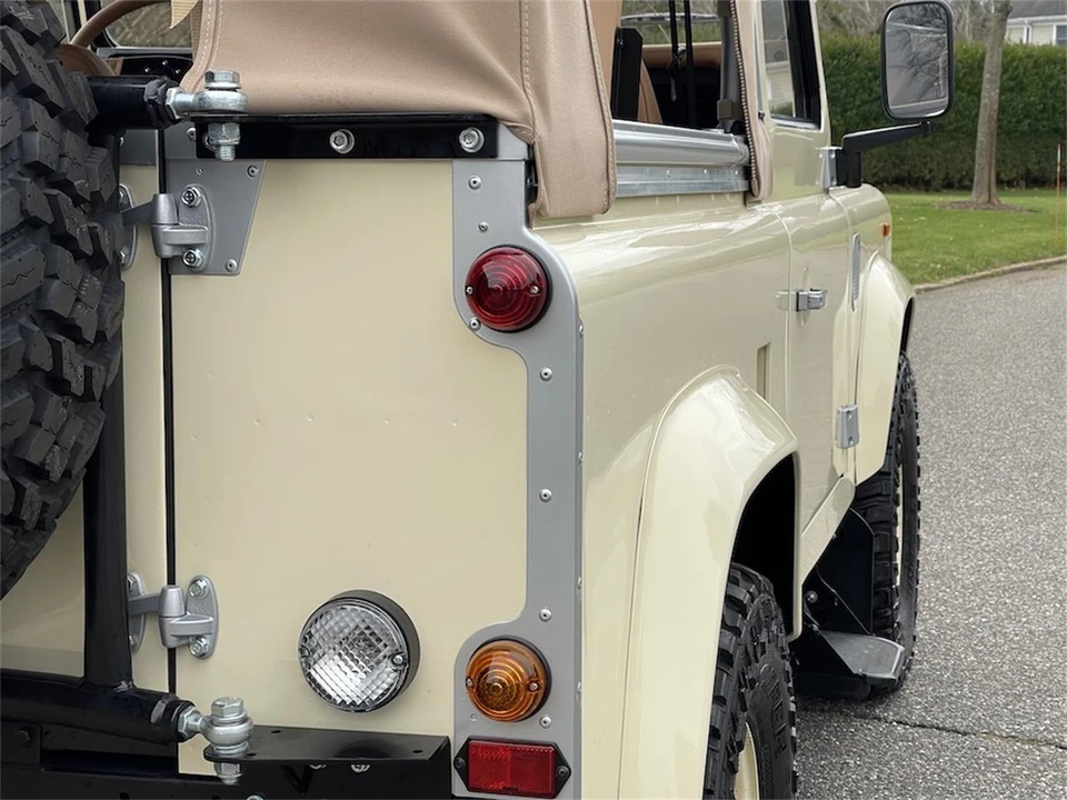 1997 Land Rover Defender - Image 23 of 31