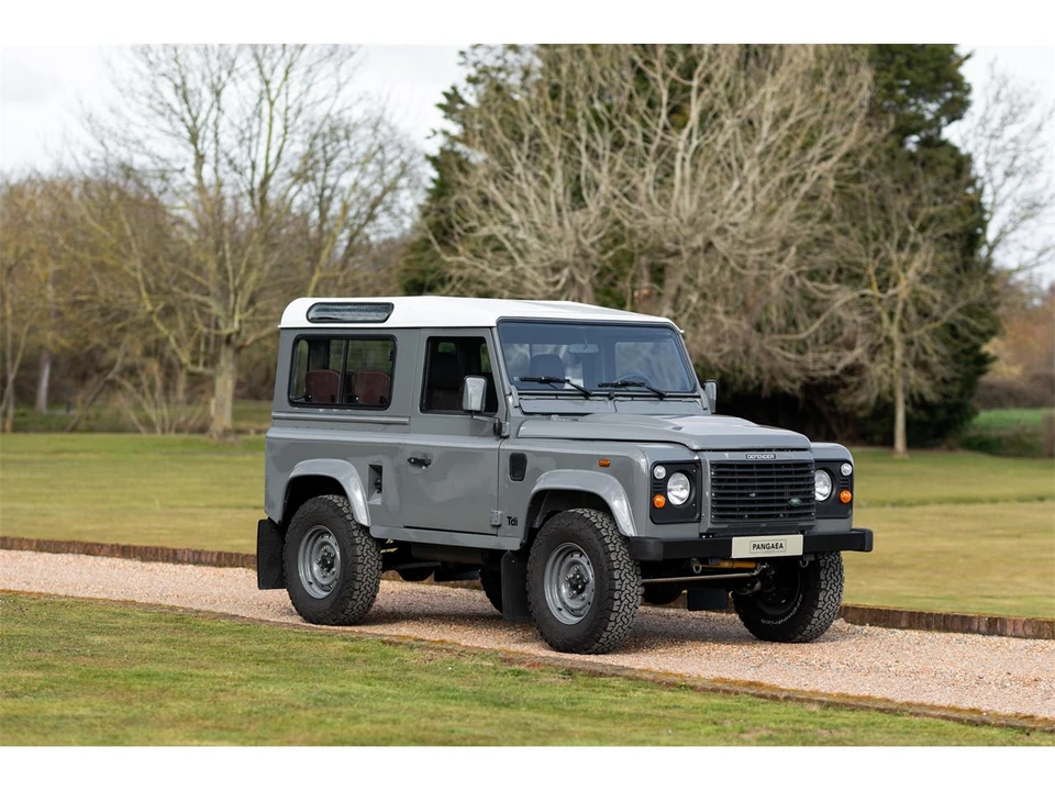1997 Land Rover Defender - Image 2 of 31