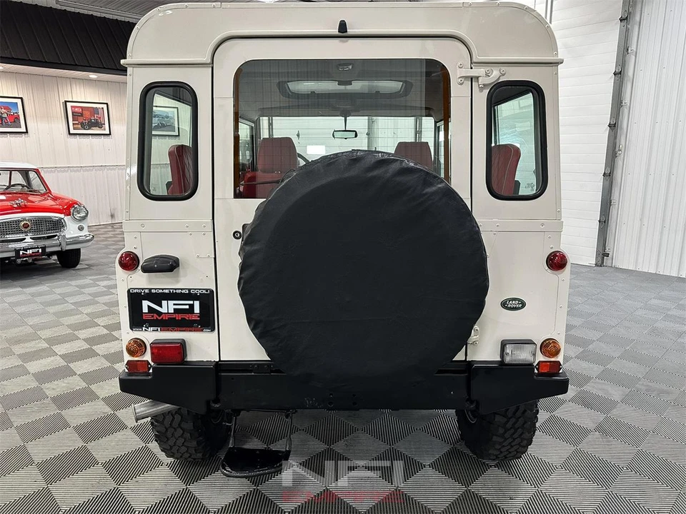 1997 Land Rover Defender - Image 9 of 31