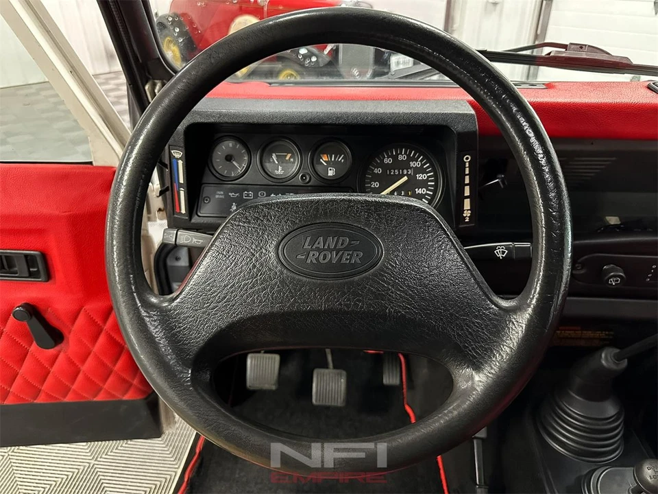 1997 Land Rover Defender - Image 25 of 31