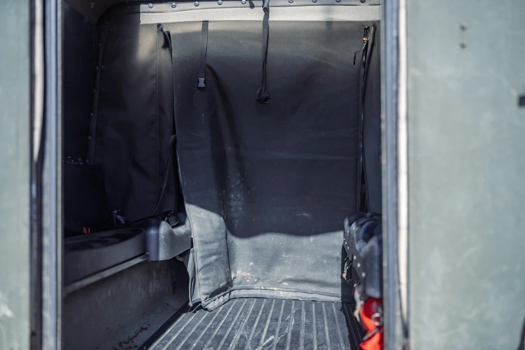 1997 Land Rover Defender 110 - Image 30 of 30