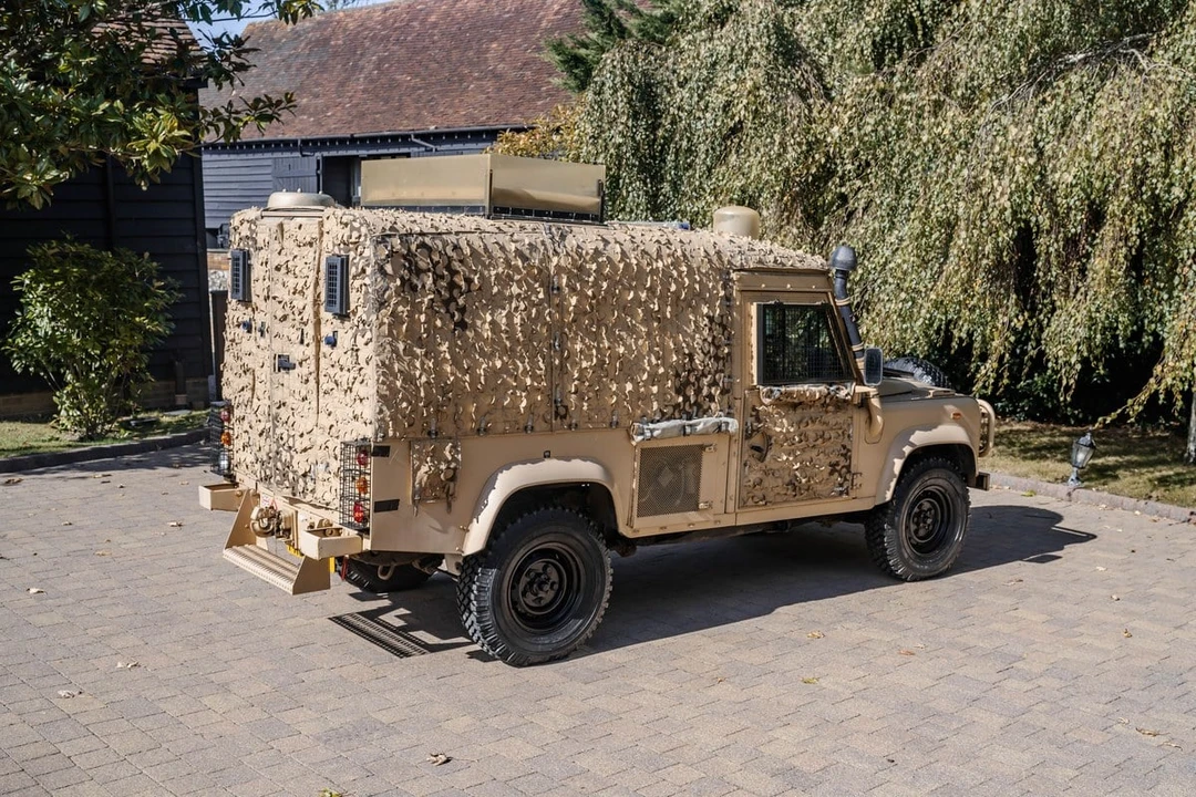 1997 Land Rover Defender 110 - Image 26 of 30