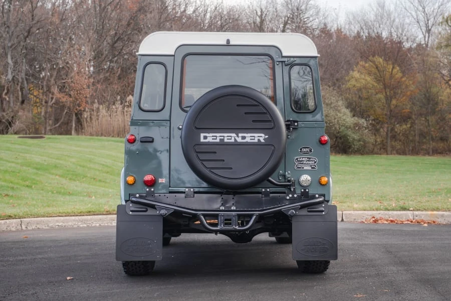 1997 Land Rover Defender 110 - Image 14 of 31