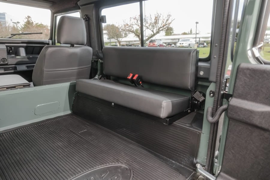 1997 Land Rover Defender 110 - Image 31 of 31