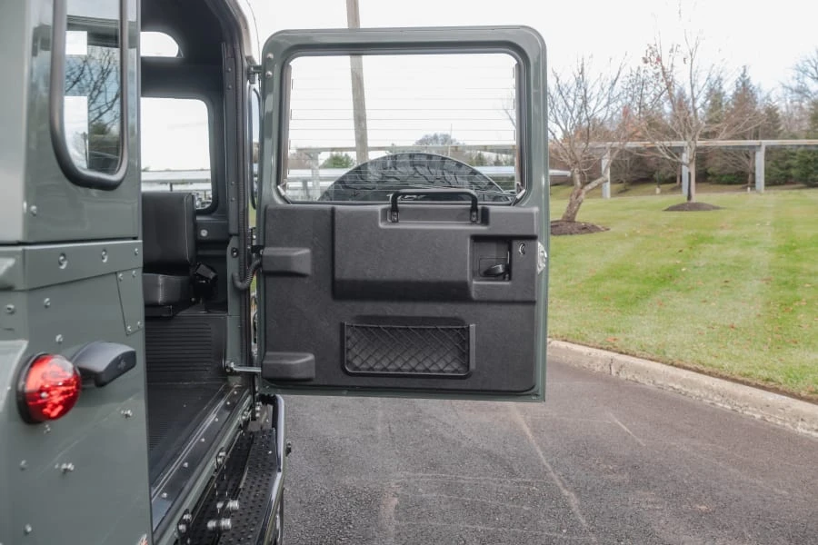 1997 Land Rover Defender 110 - Image 26 of 31