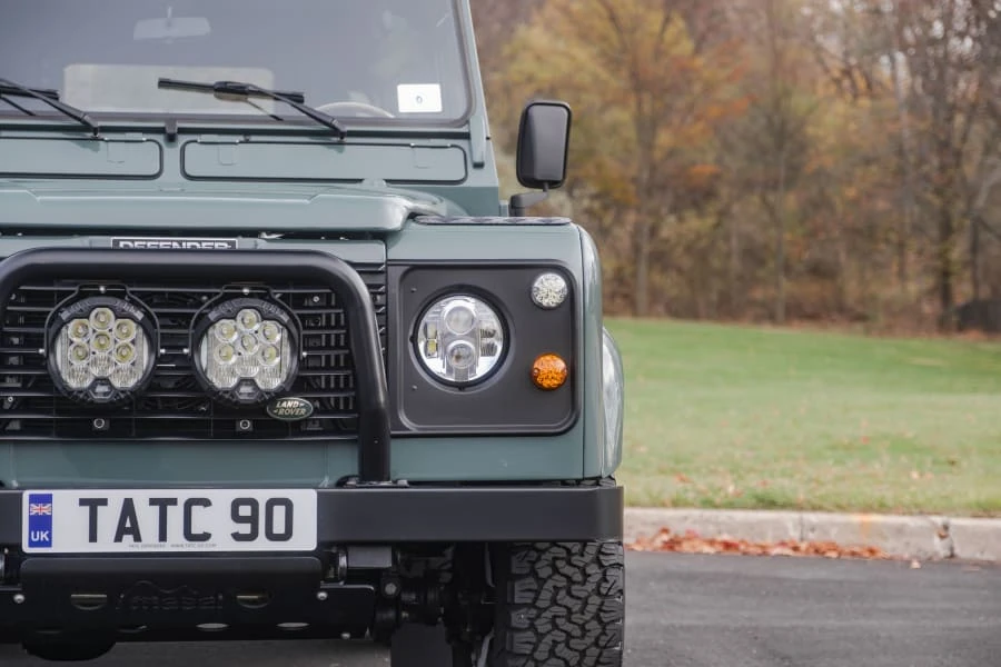 1997 Land Rover Defender 110 - Image 8 of 31