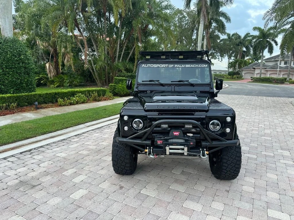 1997 Land Rover Defender 90 - Image 2 of 31