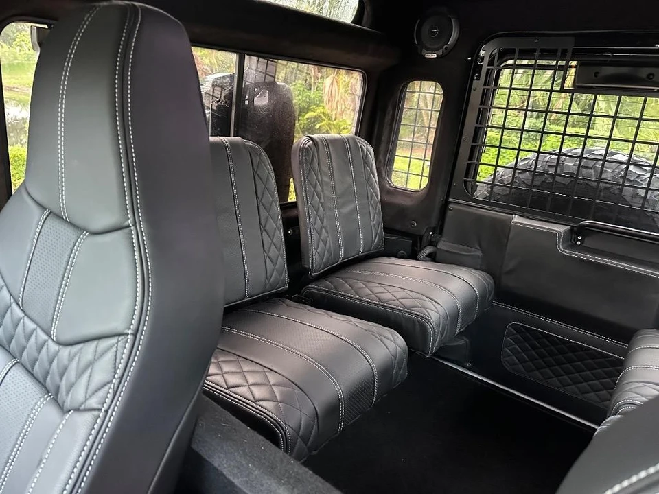 1997 Land Rover Defender 90 - Image 15 of 31