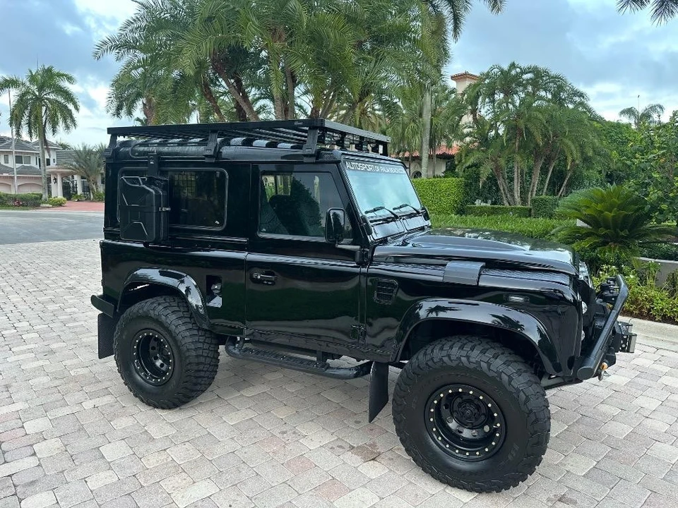 1997 Land Rover Defender 90 - Image 6 of 31