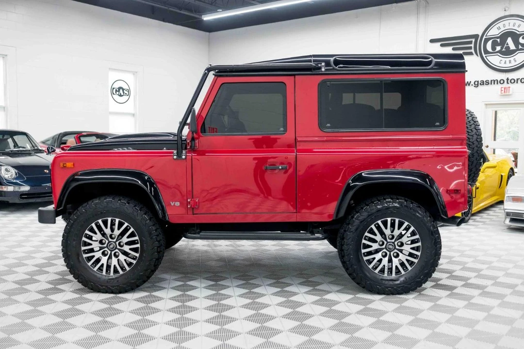 1997 Land Rover Defender - Image 10 of 31