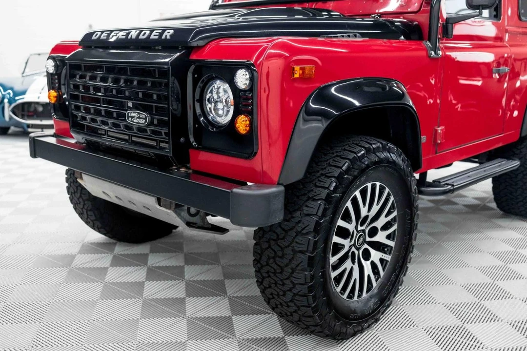 1997 Land Rover Defender - Image 13 of 31