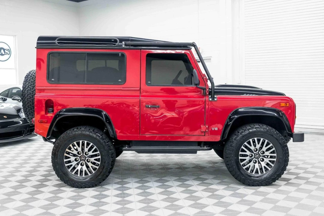 1997 Land Rover Defender - Image 6 of 31
