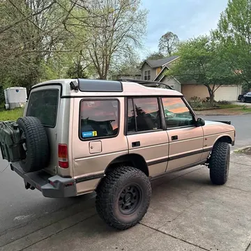 1997 Land Rover Discovery LSE Sport Utility 4D