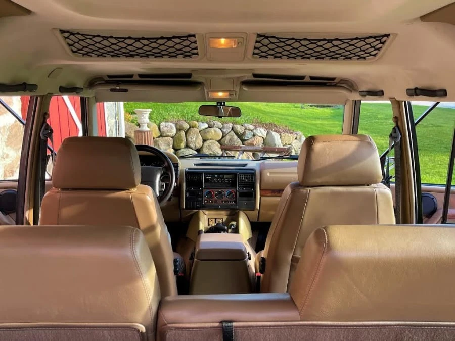 1997 Land Rover Discovery 1st Gen - Image 10 of 16