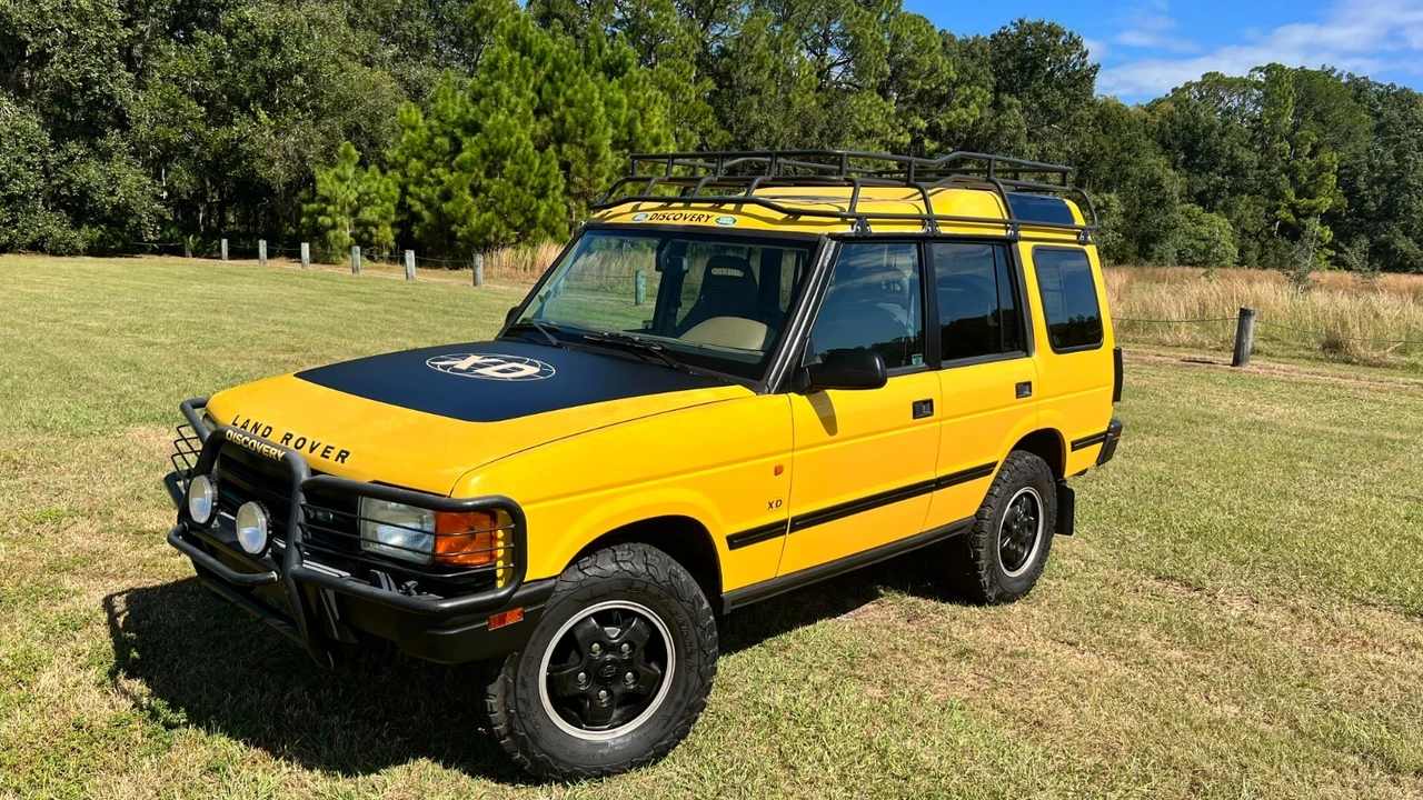 1997 Land Rover Discovery 1st Gen - Image 2 of 30
