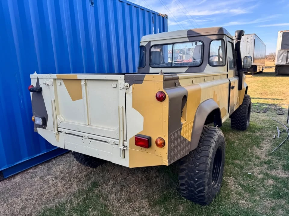 1997 Land Rover Defender 110 - Image 2 of 4