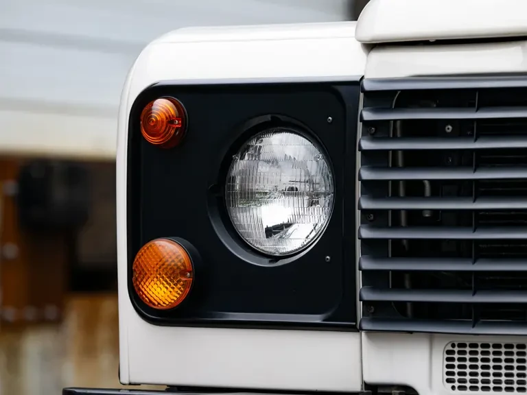 1997 Land Rover Defender 90 - Image 14 of 31