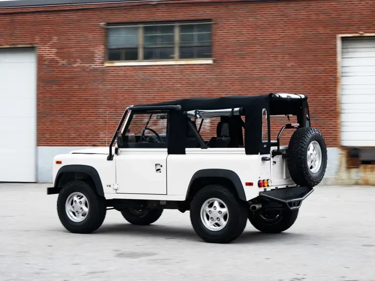 1997 Land Rover Defender 90 - Image 11 of 31