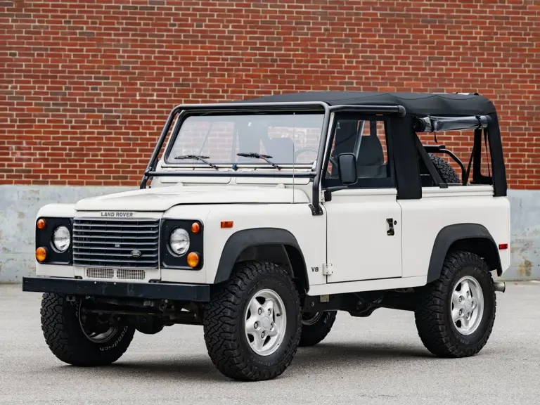 1997 Land Rover Defender 90 - Image 2 of 31
