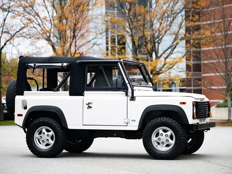 1997 Land Rover Defender 90 - Image 10 of 31