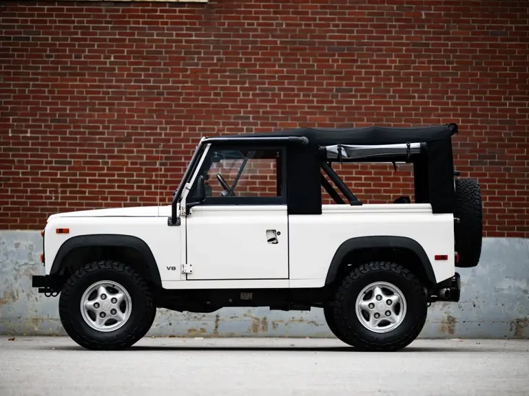 1997 Land Rover Defender 90 - Image 7 of 31