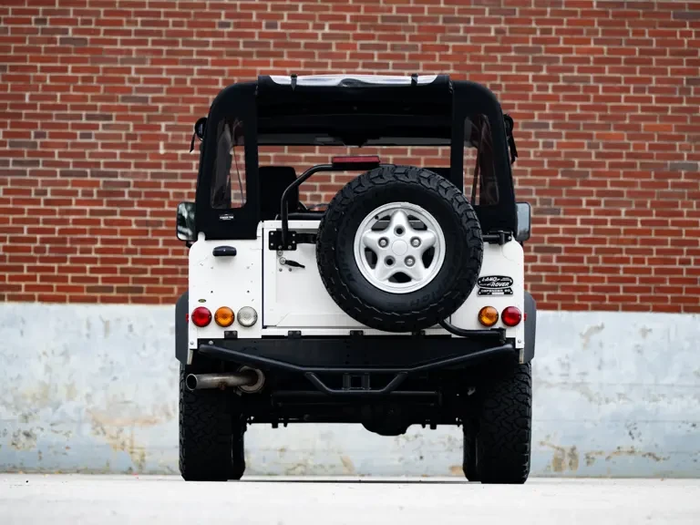 1997 Land Rover Defender 90 - Image 9 of 31