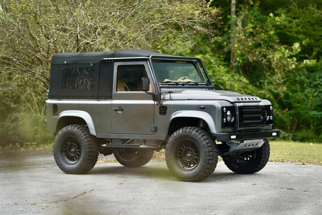 1997 Land Rover Defender 90 - Image 2 of 21