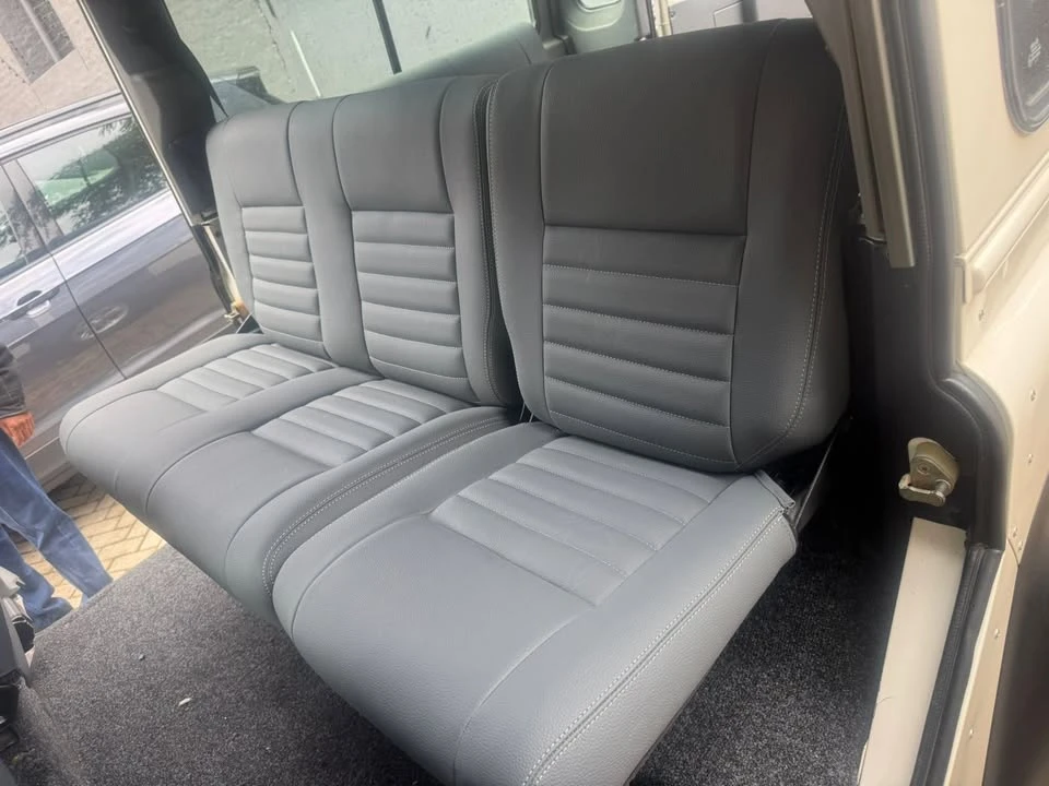 1997 Land Rover Defender 110 - Image 18 of 19