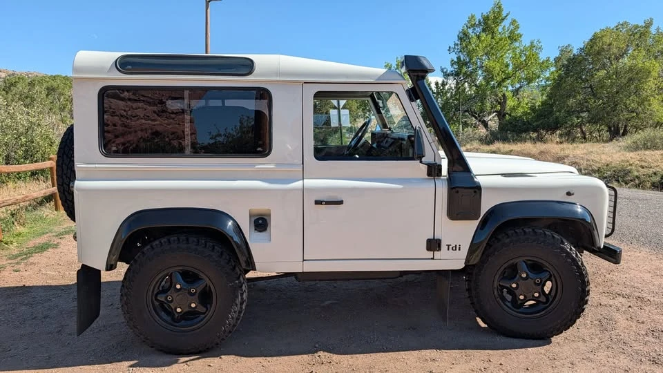 1997 Land Rover Defender 90 - Image 2 of 20
