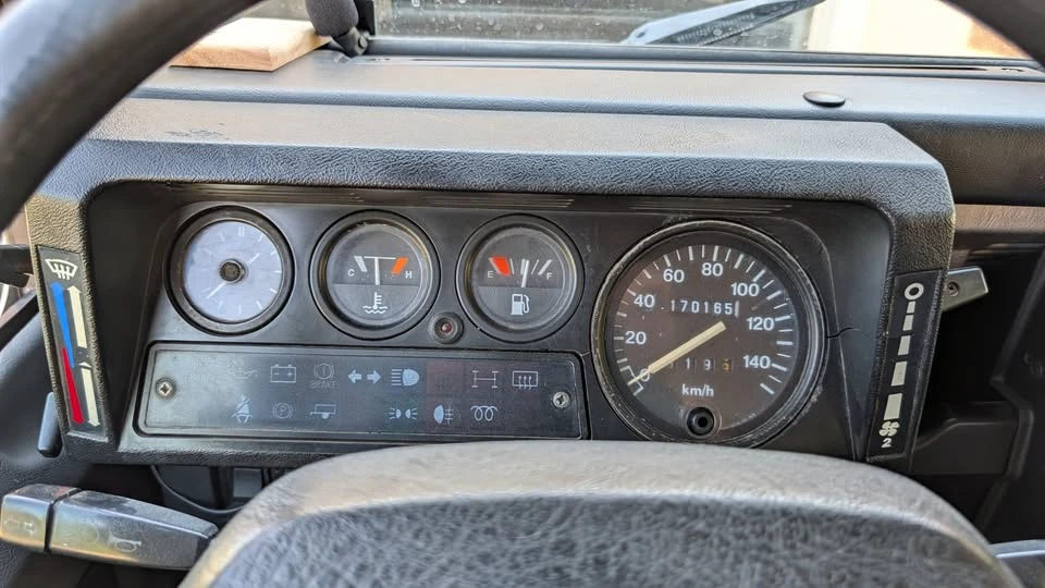 1997 Land Rover Defender 90 - Image 4 of 20