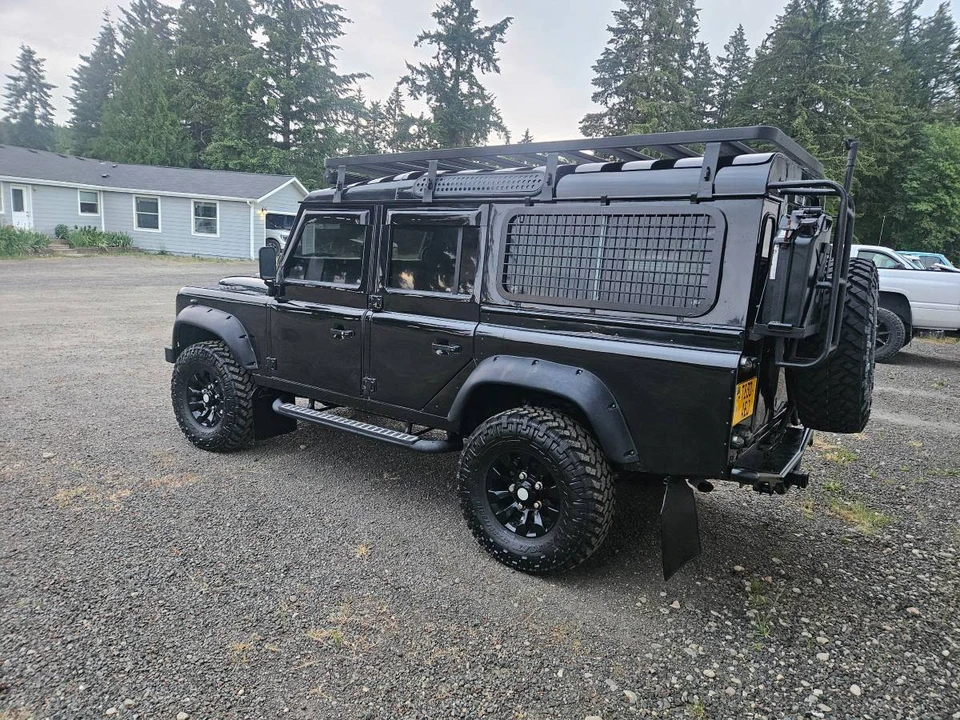 1997 Land Rover Defender 110 - Image 2 of 14