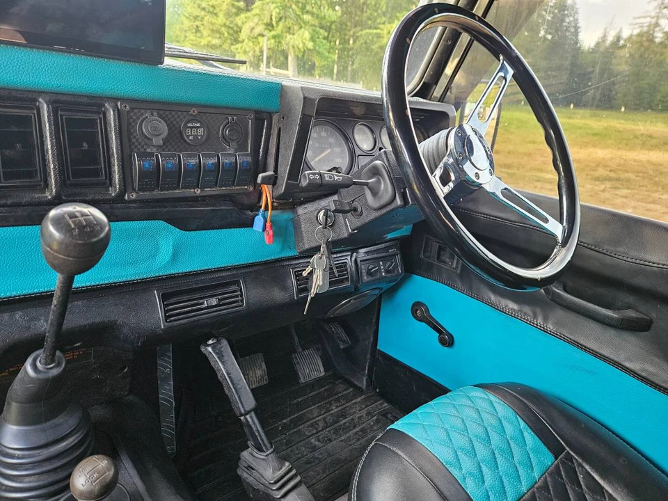 1997 Land Rover Defender 110 - Image 11 of 14