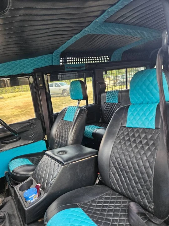 1997 Land Rover Defender 110 - Image 12 of 14